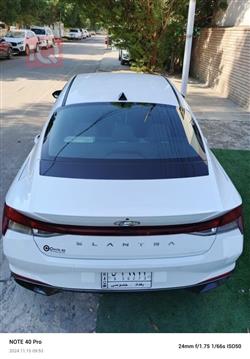 هیوندای ئەلەنترا